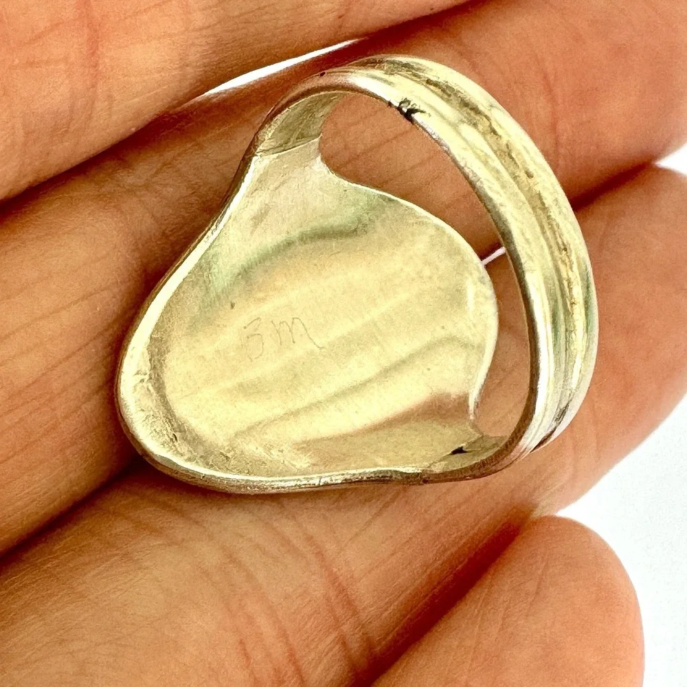VTG Navajo Green Malachite Ring Sz 7.5 Sterling Flower Signet 1960s Old Native
